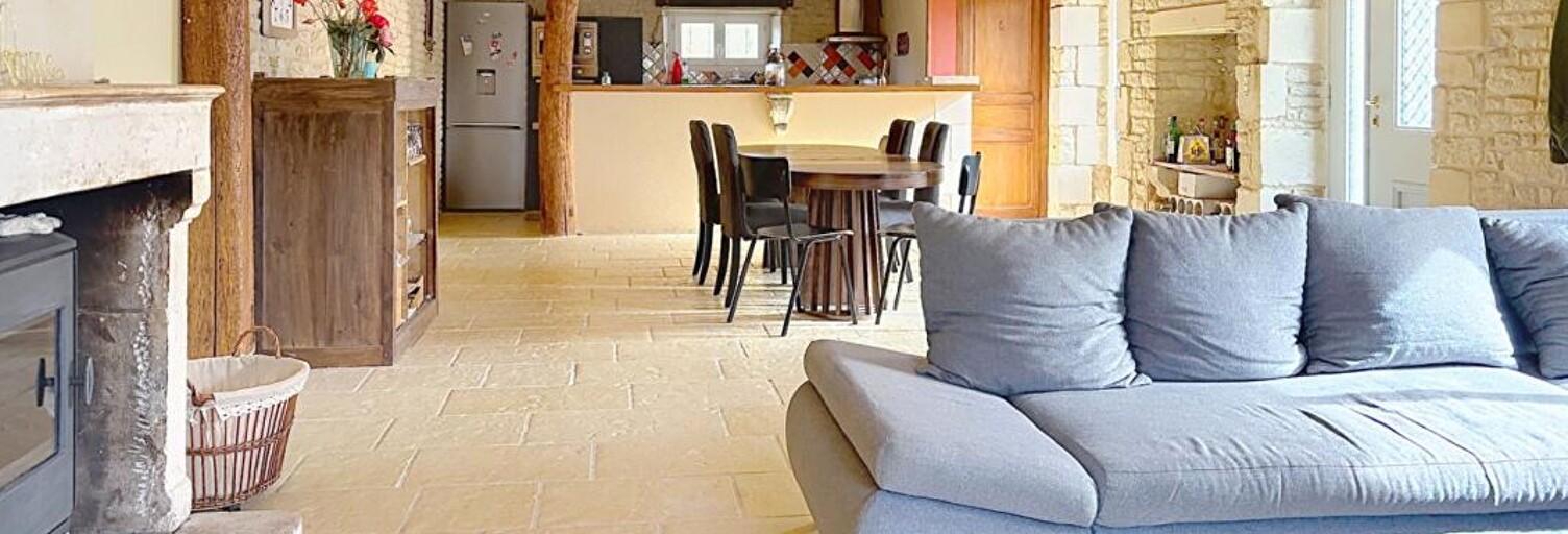 Maison 4 Pièces 135 m² à vendre à Saint-Jean-de-Liversay (17170)