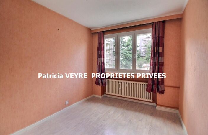 Saint-Étienne (42100) Appartement T4 de 81 m², 3 chambres,  balcon, garage et cave — photo 4