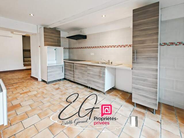 Maison de village avec cour, balcon et terrasse - Idéale premier achat ou investissement locatif — photo du bien