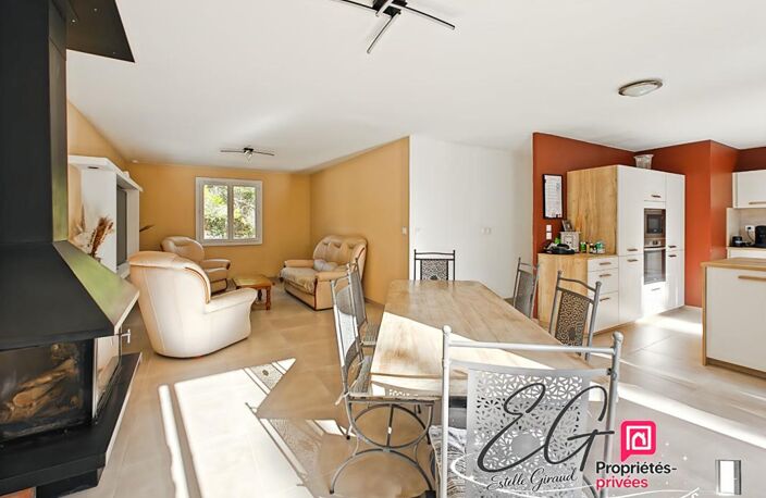 Villa de plain pied, 3 Chambres, Garage, Terrasse, Plus de 3 200 m² de terrain — photo 5