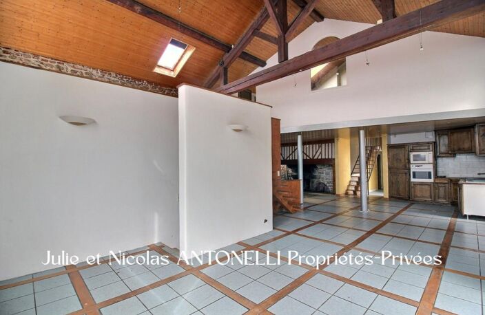 LA FOUILLOUSE (42480) Maison en pierre 212m² habitables 6 chambres garage et jardin — photo 5