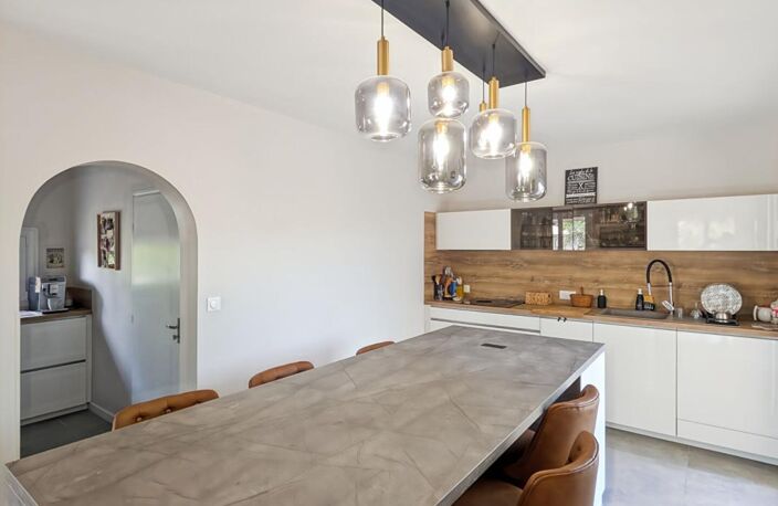 Exclusivité : Maison familiale 6 pièces - Lescure-d'Albigeois — photo 5