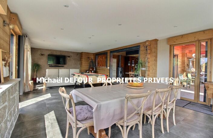 Lapte 43200 Maison en madriers de bois de 172 m² 4 chambres sur 1134 m² de terrain — photo 2
