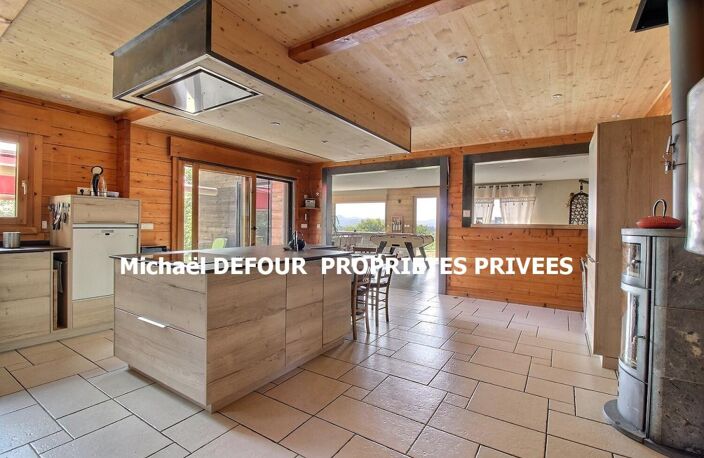 Lapte 43200 Maison en madriers de bois de 172 m² 4 chambres sur 1134 m² de terrain — photo 3