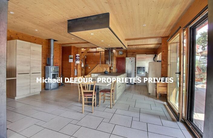 Lapte 43200 Maison en madriers de bois de 172 m² 4 chambres sur 1134 m² de terrain — photo 5