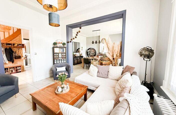 Liévin, 62800, maison bourgeoise, 6 chambres, jardin, garage — photo 3