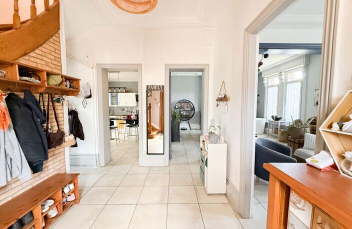 Liévin, 62800, maison bourgeoise, 6 chambres, jardin, garage — photo 5