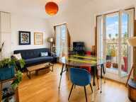 75009 PARIS - Quartier Martyrs-Lorette-Cadet- Appartement lumineux, traversant avec 6  balcons et belle vue — photo 2