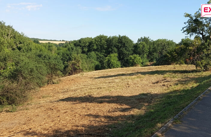 Thulay 25310 Terrain 2740 m2  constructible — photo 2