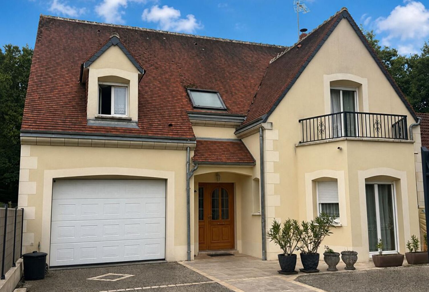 Maison Le Controis En Sologne  41120,  5 pièce(s) 174 m2 — photo 1