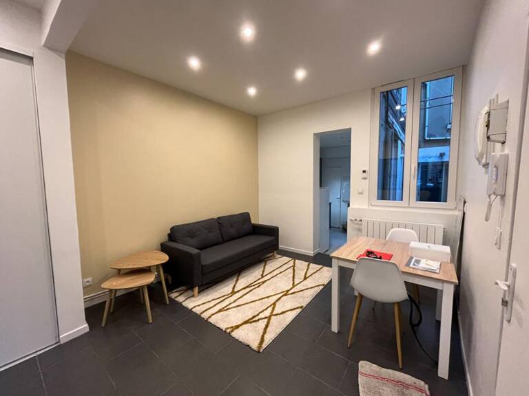Appartement T2 rénové et meublé proche universités, gare et centre ville — photo 1
