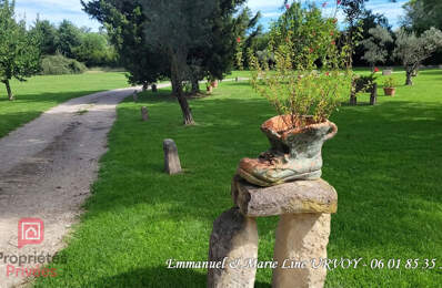 15 Kms de Saint Rémy de Provence- Secteur Montagnette - Propriété 323 m² avec plus de 2ha de terrain — photo du bien
