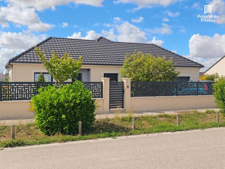 Maison plain pied Pars Les Romilly, trois chambres, bureau, garage, terrain — photo 1