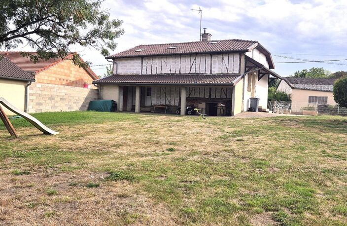 Ravissante Maison Individuelle en colombage, de Charme ou de Caractère de 116 m² Rénovée avec Cour, Terrasse, Appentis, Buanderie, Cave voutée et Terrain Clos et Arboré de 749 m² — photo 5