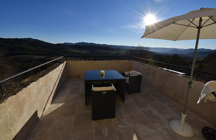Appartement de standing avec terrasse — photo 2