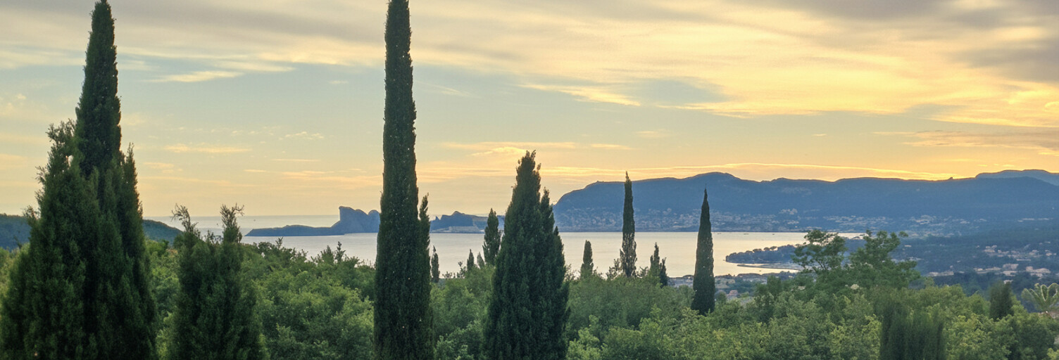 Maison 7 Pièces 236 m² à vendre à La Cadière-d'Azur (83740)