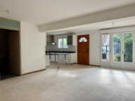 Dans une maison, 3 pièces 70m2  avec espace extérieur et sta — photo 2