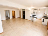 Dans une maison, 3 pièces 70m2  avec espace extérieur et sta — photo 3