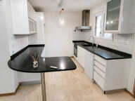 Dans une maison, 3 pièces 70m2  avec espace extérieur et sta — photo 4