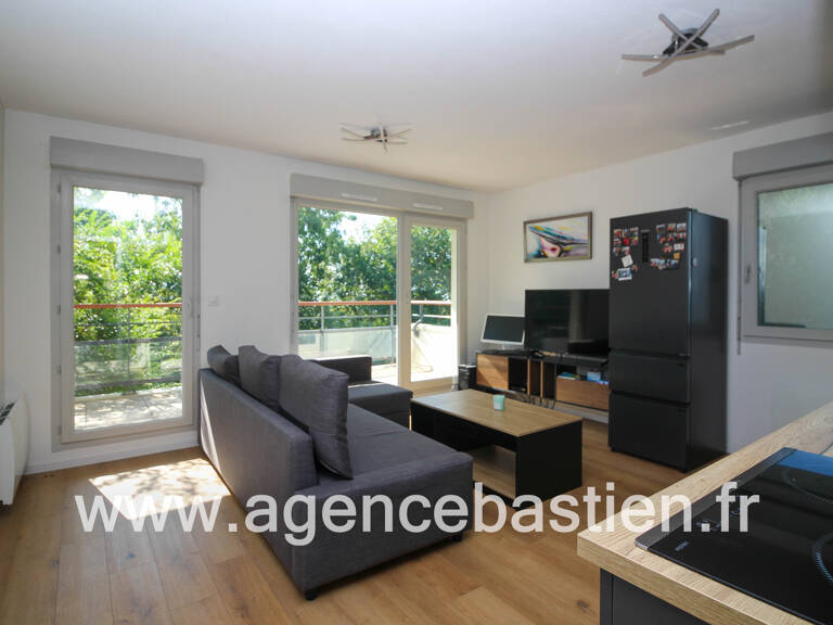 GEX   T2 rénové de 39 m2 avec balcon, piscine et 2 parkings — photo 1
