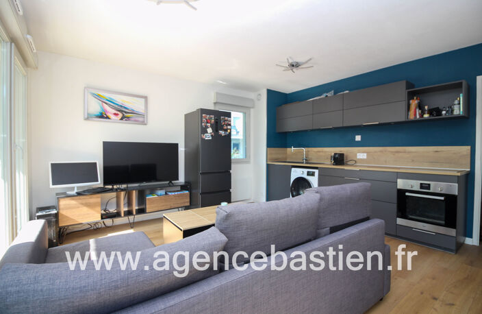 GEX   T2 rénové de 39 m2 avec balcon, piscine et 2 parkings — photo 3