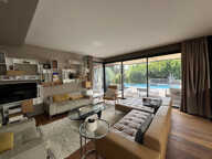 NIMES TOUR MAGNE Villa de 155 m2 avec piscine et studio de 3 — photo 3