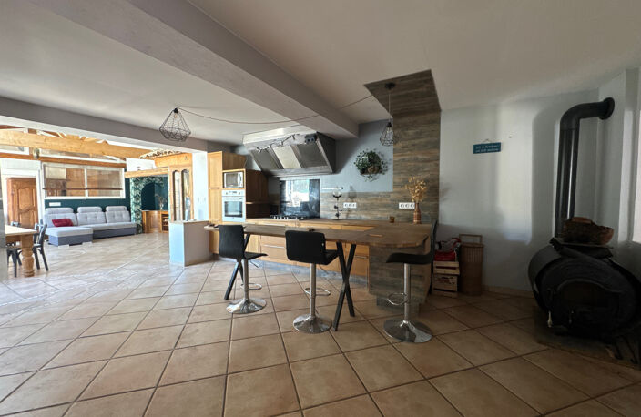 Maison familiale 135m2 avec piscine et studio indépendant — photo 5