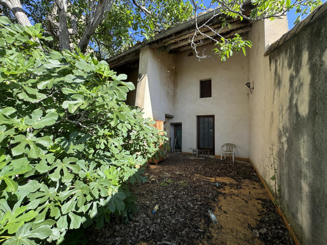 Maison proposé à Laudun-l'Ardoise
