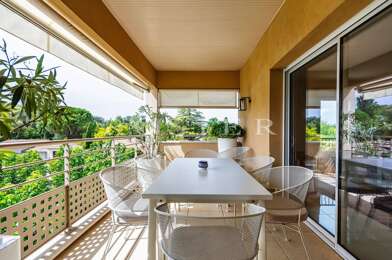Maison  585000 €