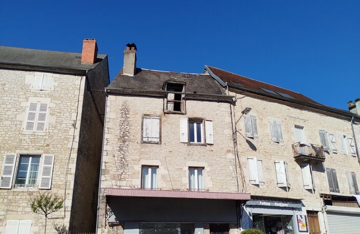 Vente Maison de ville 8 pièces — photo 2