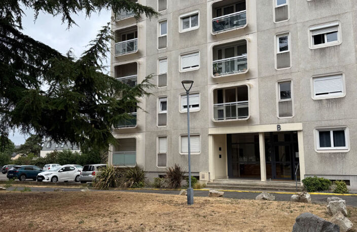 RENNES NORD APP T2  DE 43 M2 CARREZ AVEC 2 PARKINGS — photo 3