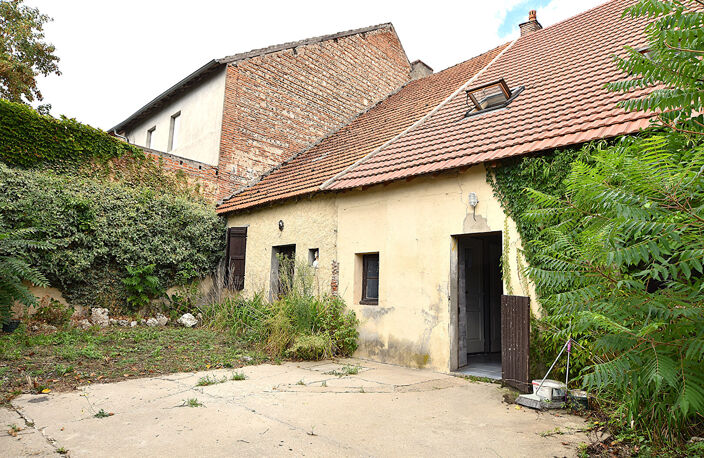 SAINT-GÉRAND-LE-PUY / ENSEMBLE IMMOBILIER 193 M² — photo 2