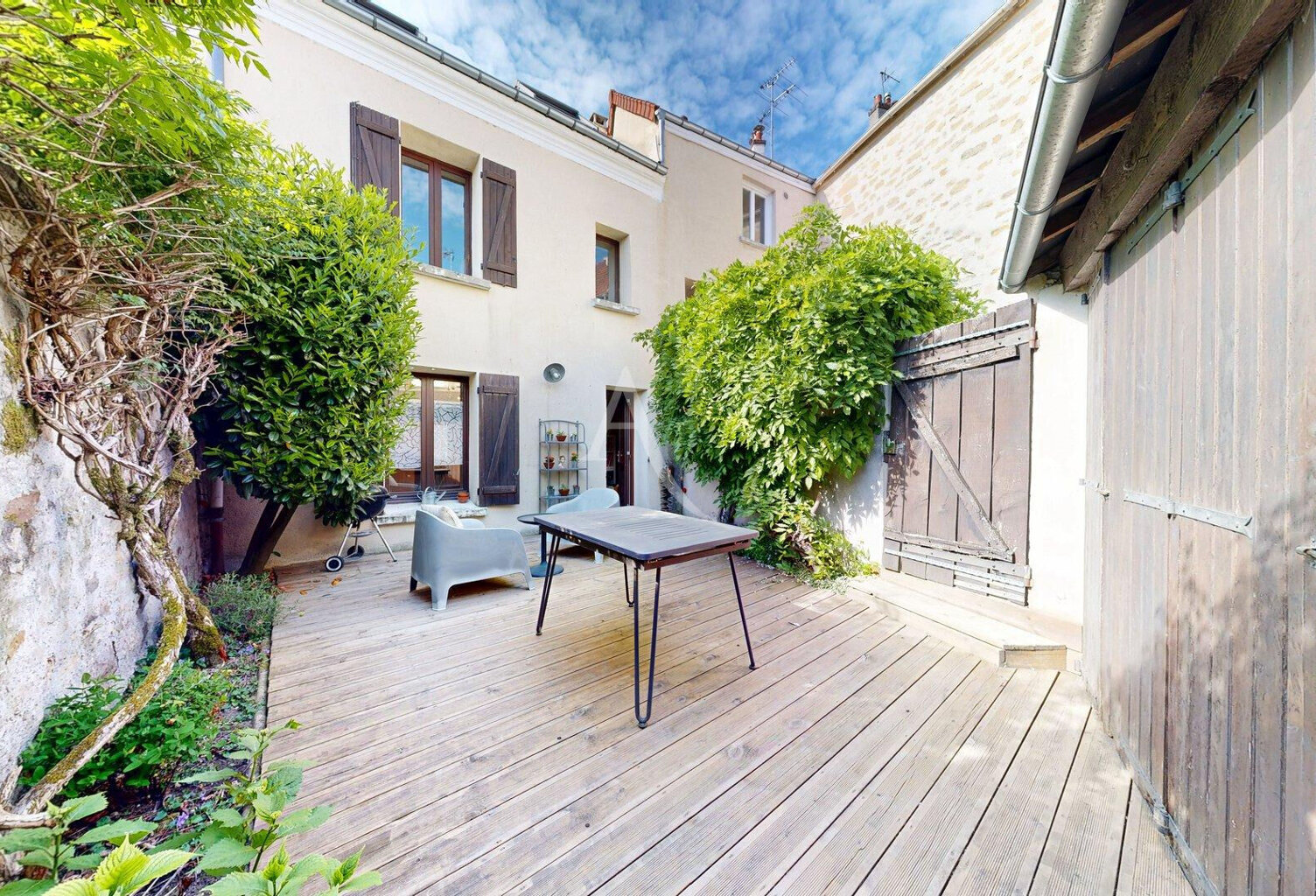 Maison de ville pleine de charme à Boissy-l'Aillerie  Exclusivité l'Adresse — photo 1