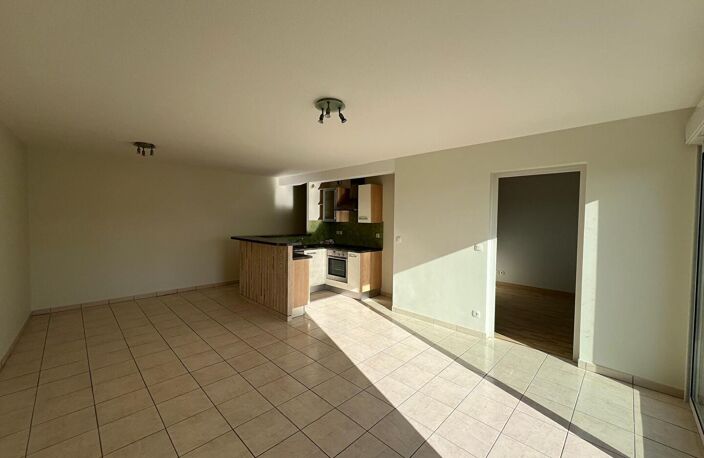 Appartement T2 - balcon, cave, parking - RODEZ — photo 3