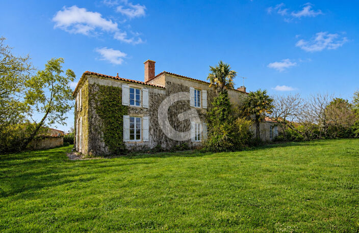 MAISON 9 PIÈCES- 340M²- À VENDRE À ANGLES — photo 2