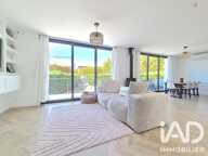 Vente Maison/villa 9 pièces — photo 2