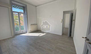 Bureau  128 m² à louer à Nîmes (30000)
