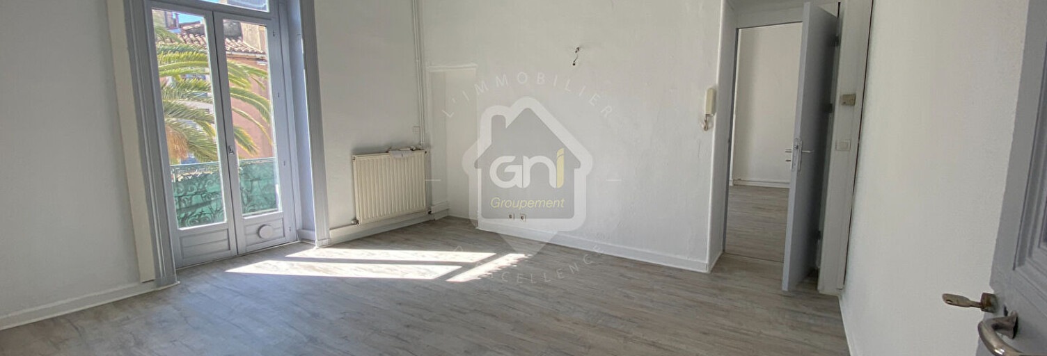 Bureau  128 m² à louer à Nîmes (30000)