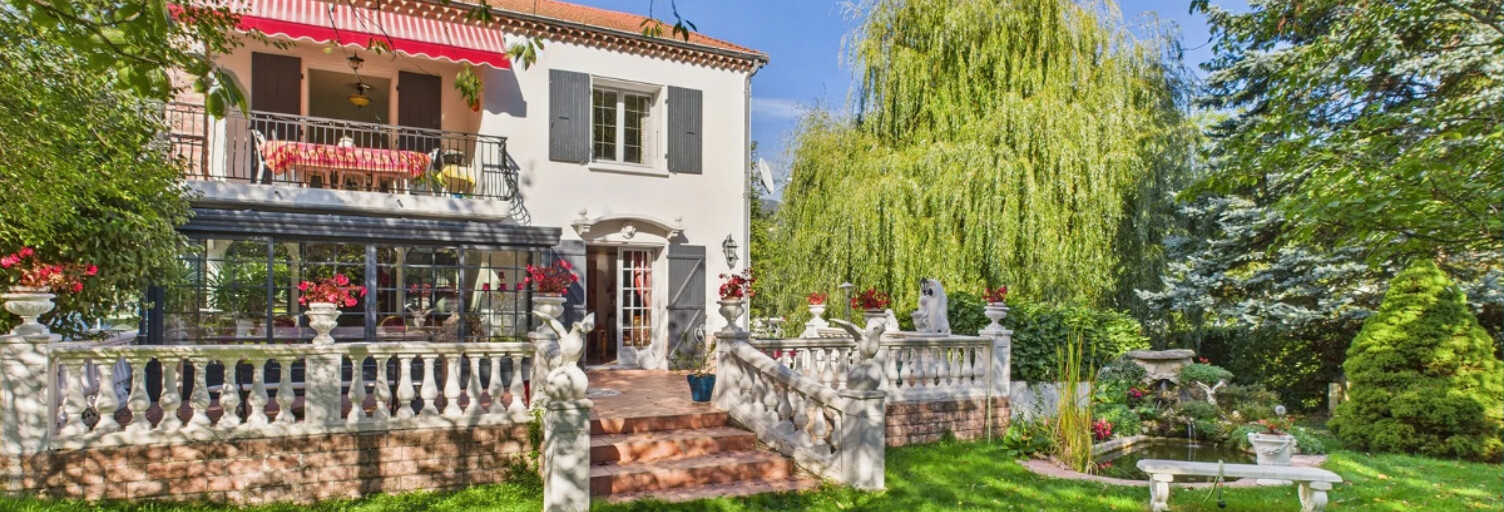Maison 6 Pièces 134 m² à vendre à Le Cheylard (07160)