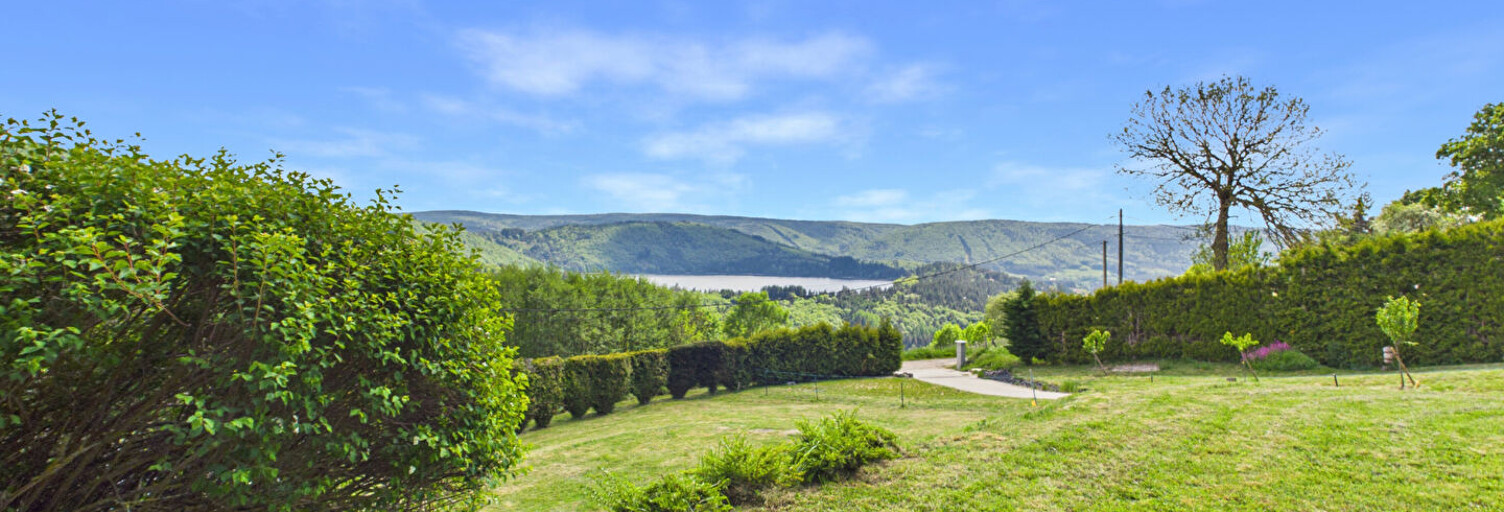 Maison 5 Pièces 186 m² à vendre à Le Lac-d'Issarlès (07470)