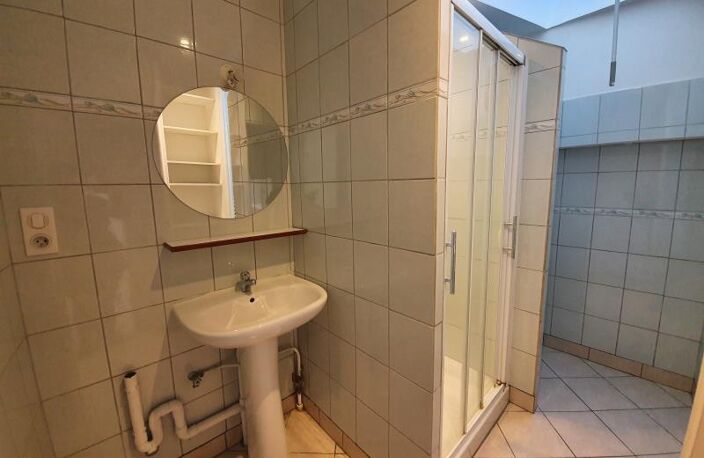 Appartement AUBIGNY SUR NERE - 4 pièce(s) - 65 m2 — photo 5