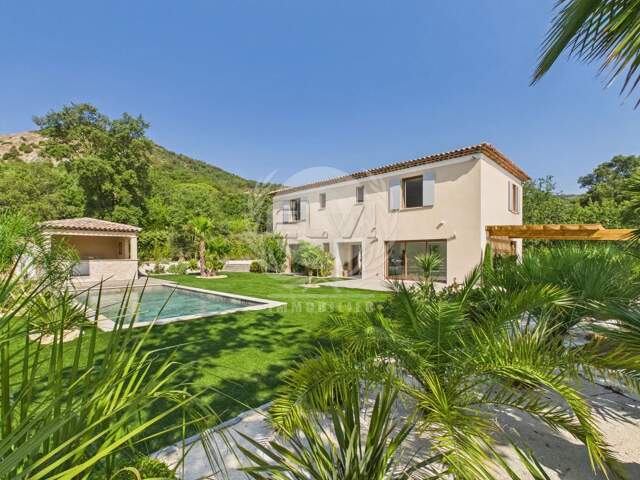 Villa neuve à Plan de la Tour — photo du bien