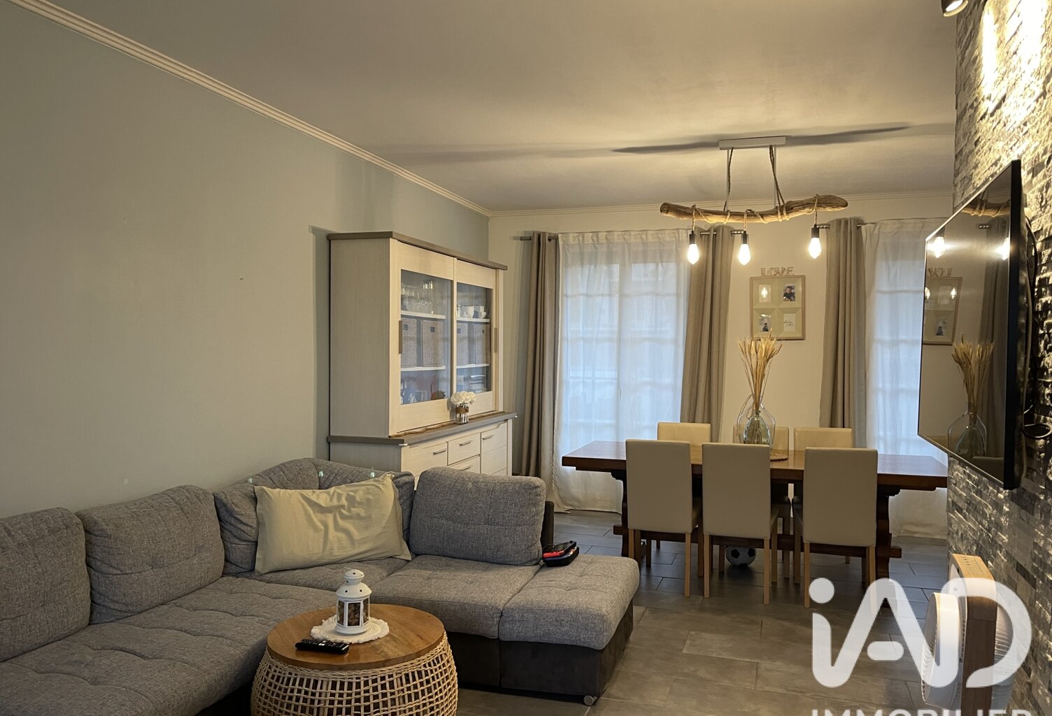 Vente Maison/villa 8 pièces — photo 1
