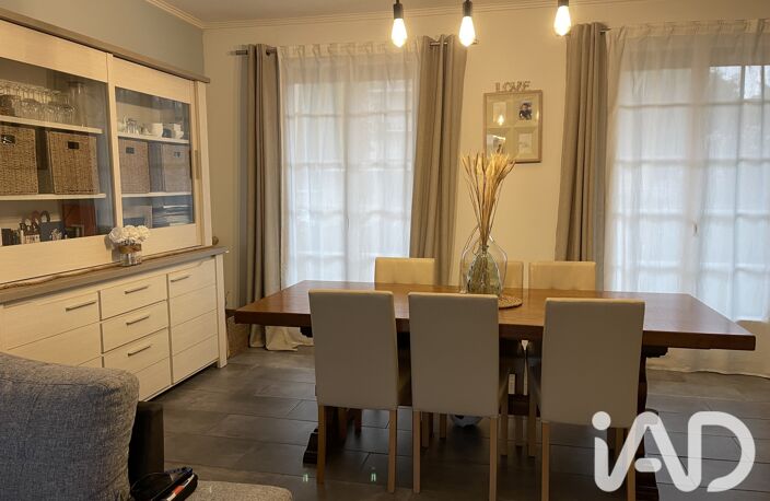 Vente Maison/villa 8 pièces — photo 2