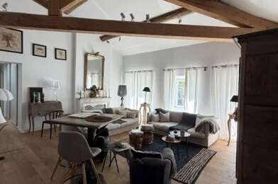 Appartement 5 pièces 1620 €