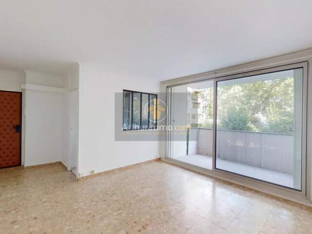 Appartement à vendre à Marly-le-Roi, 3 pièces 53m2 en très bon état avec cave — photo du bien