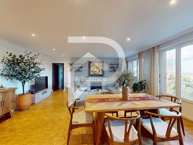 A VENDRE APPARTEMENT  Le Port-Marly  4 PIECES 83M² double séjour 2 chambres parking cave — photo du bien