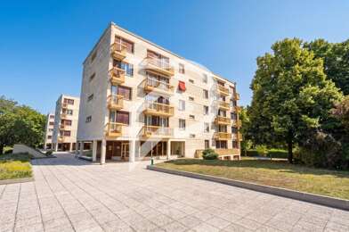Appartement 4 pièces 302000 €