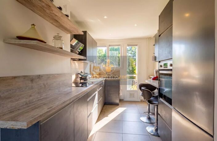 Au Coeur d'un Parc Privé, appartement de 4 pièces de 82m2 — photo 5