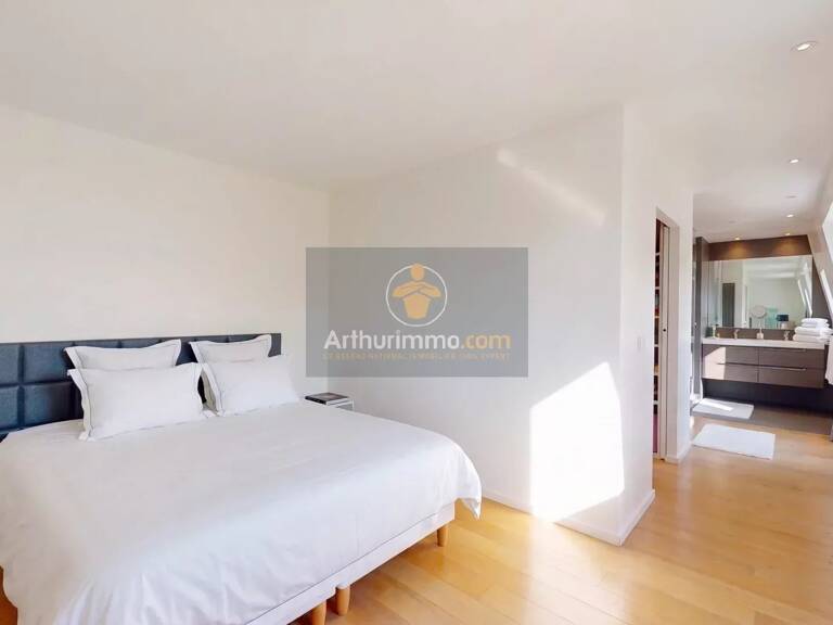 L'Étang-la-Ville, Contemporaine de 205 m² avec un cadre préservé — photo 1